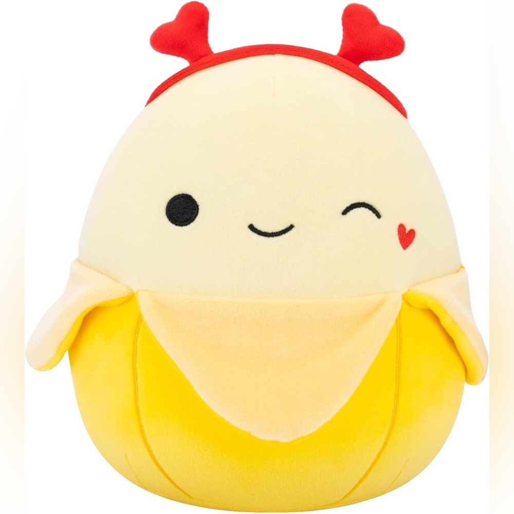 Squishmellow Junie banana 💞 ❤️ heart